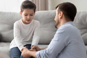 how-to-tell-kids-getting-divorce